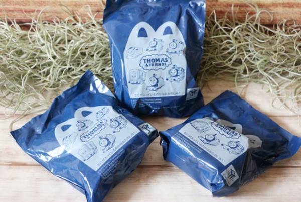 【マクドナルド】ハッピーセットの新作おもちゃがスゴイと話題！無料でできるお得なバーガー裏技も♡