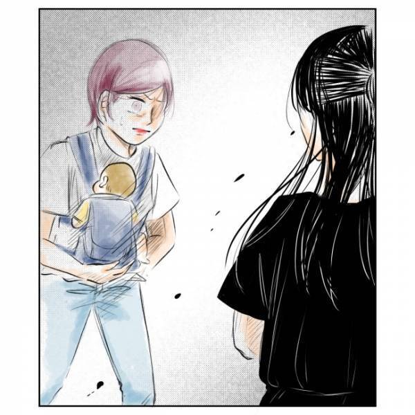 ＜抱っこ紐を外されかけた話＞「今、外そうとした！？」女性が抱っこ紐のバックルを触ってきて