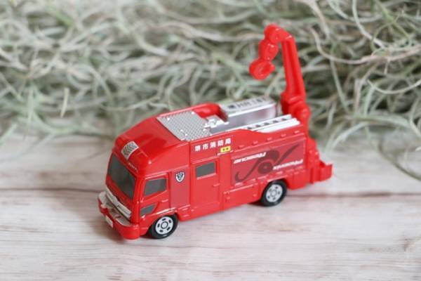 【マクドナルド】ハッピーセットの新作おもちゃがスゴイと話題！トミカ・シルバニア全種類を大公開！