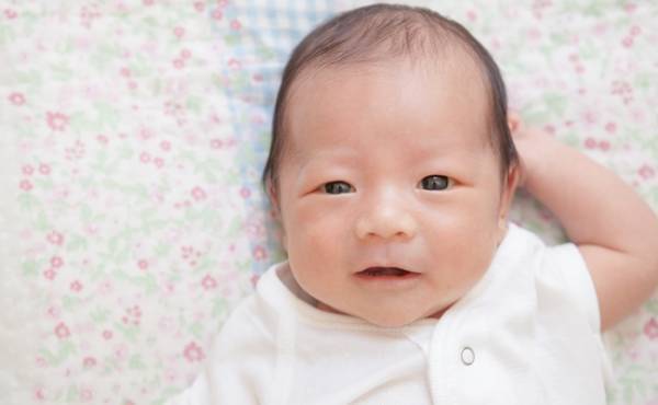 人気の「ジェンダーレスネーム」ランキングTOP10！男女で異なる読みも！注目の名前は？