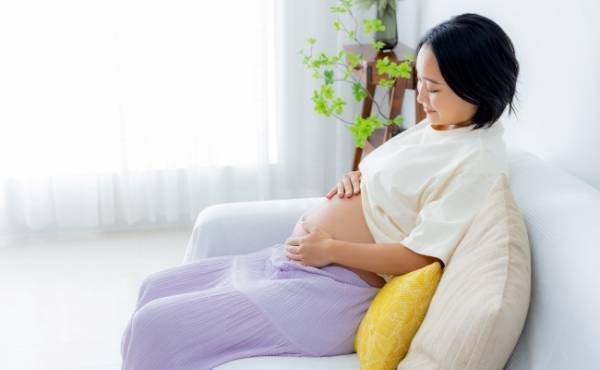 手島 優さん、May J.さんが！2023年5月に妊娠を発表した芸能人・有名人一覧