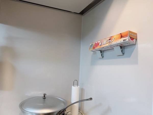 【100均】マネしたくなる！「マグネットクリップ」が浮かせる収納に大活躍！活用アイデアまとめ