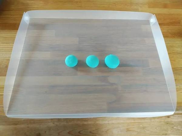 【100均】考えた人天才！「今までの苦労は何…？」育児汚れにまさかのアイテムが大活躍！