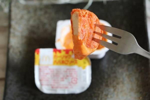 【マクドナルド】お得な裏技2つ！話題の新作ナゲットソースが両方試せる方法って？