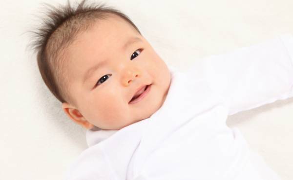 男女に人気のジェンダーレスネームに注目！トレンドの一文字ネーム、今人気の名前は？