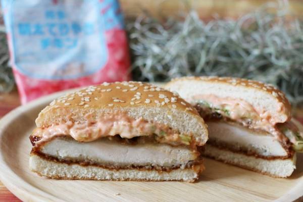 【マクドナルド】大人気商品のご当地新作が話題！あわせて試したい無料でできる裏技も♡