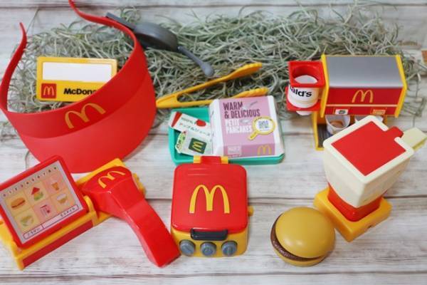 【マクドナルド】ハッピーセット新作おもちゃを全種類見せ♡全部集めたくなっちゃう激カワおもちゃ6つ