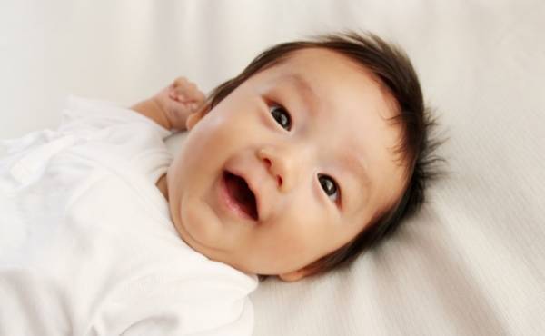 「ジェンダーレスネーム」人気の時代に！上半期人気の名前よみランキング、今男の子に人気なのは？