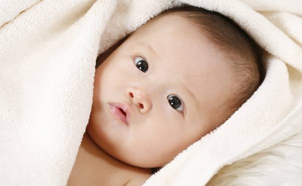 「夏ネーム」が大人気！夏らしい漢字を用いた名前がトレンド！名前ランキング、今人気の名前は？