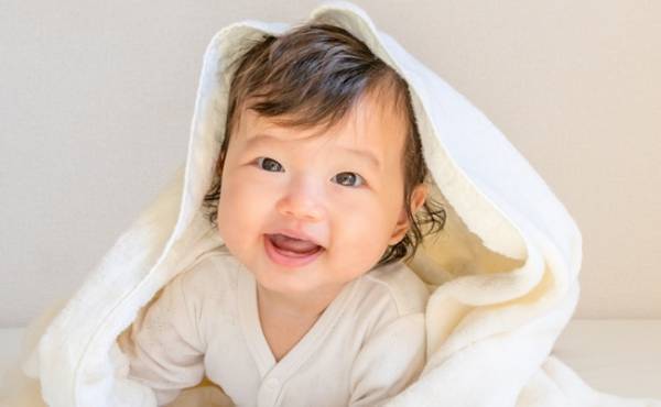 レトロネームが大人気！古風な名前に注目♡女の子に人気の名前、上半期TOP10は？