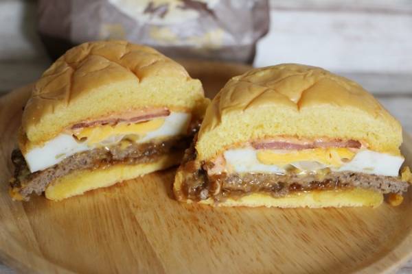 え、おいしすぎ！【マクドナルド】月見新作が話題！あわせて試したい裏技3つと実食レビュー♡