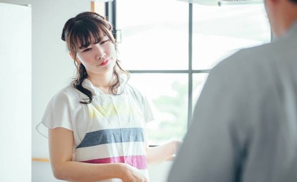 「えっ…うそでしょ！？」夫が片付けたキッチンを見て驚愕…！夫のやりがち「中途半端な家事」あるある