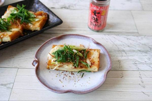 【厚揚げでご飯をかきこめるなんて！】「厚揚げのウマすぎる食べ方」みそ×チーズは最高！