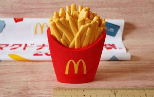 【マクドナルド福袋2024】絶対欲しいと話題！当選確率アップの方法は？超おトクな中身を全部見せ♡