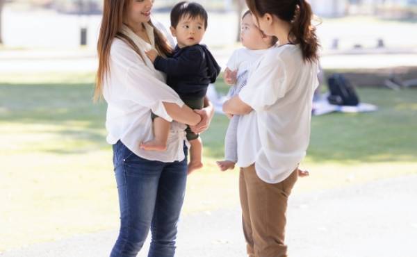 「赤ちゃんの肌、黄色いね」娘の肌が黄色くなったのはなぜ？⇒日焼けじゃない？驚愕の原因とは…！？