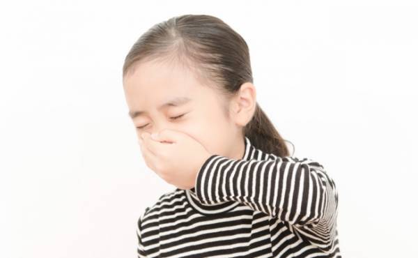 ホテルで転倒し頭を強打！「痛い」と泣き叫び、嘔吐を繰り返す娘…病院へ駆け込んだ結果、診断は！？