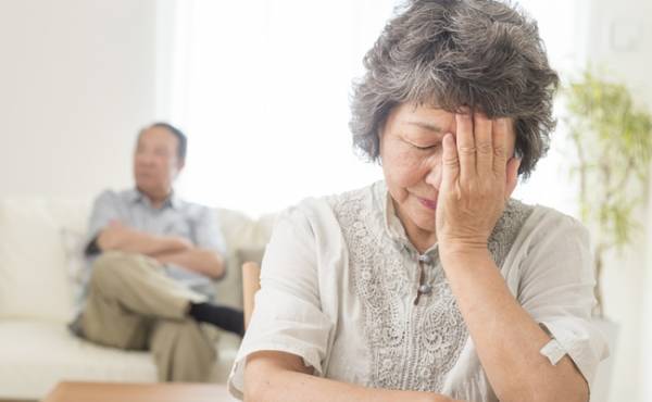 「思っていた里帰りとは違う…」新生児よりも手のかかる実父→実母がすっかり疲弊してしまって！？