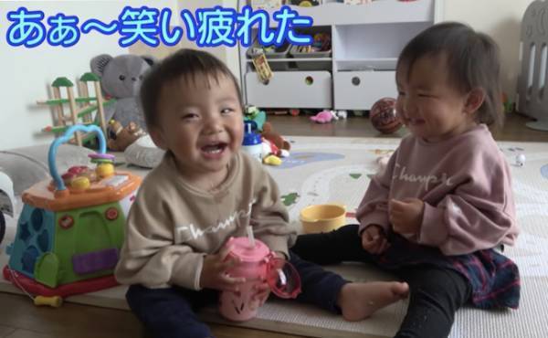 131万回再生！男女双子の赤ちゃんが大爆笑♡「おもしろすぎ！」「何度でも見たくなる」と話題に！？