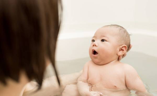 春のお風呂は要注意！「暖かくなったから…」⇒湯冷めが急増！？春先の乳幼児のお風呂の注意点とは