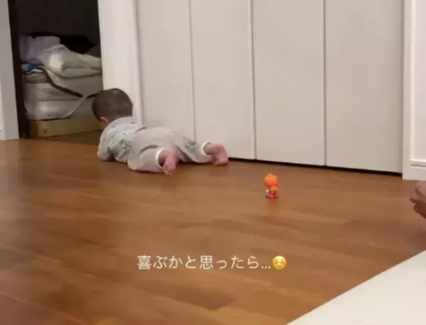 14万回再生！「そんなに！？」人気キャラのおもちゃに喜んでくれると思ったら…予想外の行動に爆笑♪