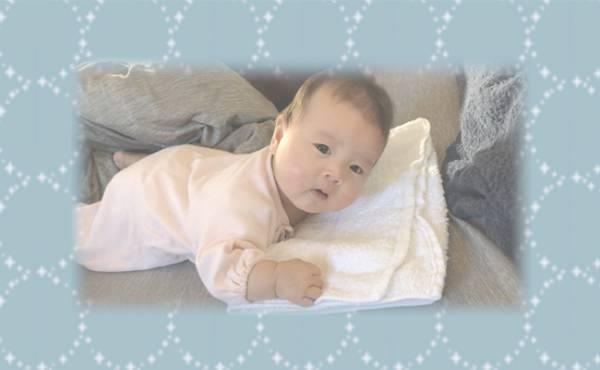 「こりゃたまらん♡」「永遠に見ていられる…」ひたすら癒やされる、赤ちゃんのしぐさ11連発★