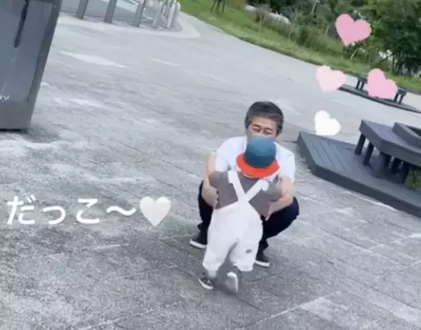 259万回再生！愛すべきじいじの元へ全力ダッシュ！→じいじの目の前でまさかのハプニング！？