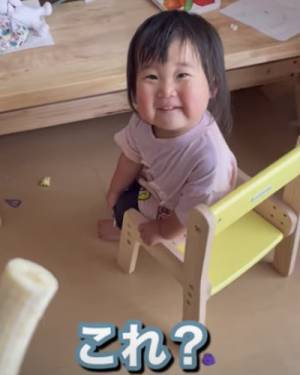 51万回再生！「バナナを食べたい娘」VS「寝てほしいパパ」→まさかのやりとりが可愛すぎと話題！