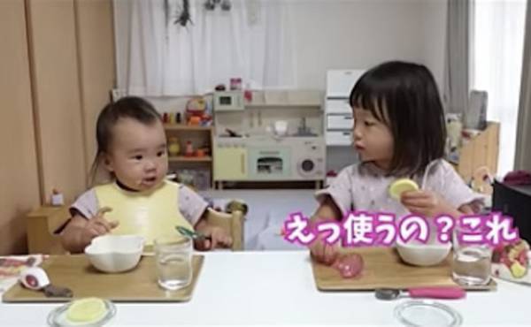 162万回再生！成り立ってる？食事中の3歳＆1歳姉妹のまさかの会話に「可愛すぎ」「尊い」の声！