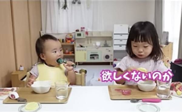 162万回再生！成り立ってる？食事中の3歳＆1歳姉妹のまさかの会話に「可愛すぎ」「尊い」の声！