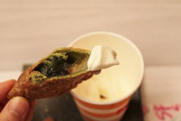 【マクドナルド】おいしすぎると話題！新作「抹茶黒蜜わらびもちパイ」さらにおいしく食べる裏技2つ♡