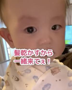 46万回再生！ママが見えなくなって号泣！→助けに入ったパパがきゅん♡まさかの仕草とは？