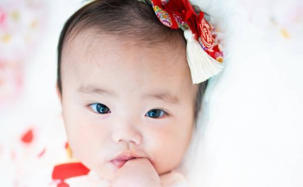 女の子に人気の名前ランキングTOP10！「サクラネーム」が大人気♡今女の子に人気の名前は？