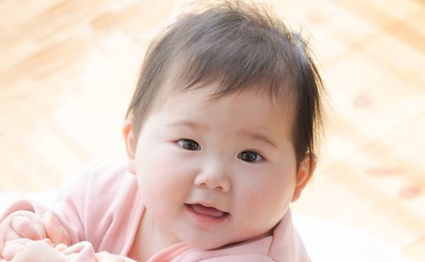 春っぽい名前が大人気！女の子の名前ランキングTOP10！今人気の名前は？