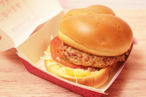 【マクドナルド】「おいしすぎる…」SNSで話題の新作を実食！超おいしい裏技2つも♡