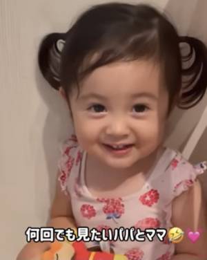 343万回再生！「可愛すぎ♡」お風呂に誘われた女の子→パパもママもメロメロになるまさかの反応とは