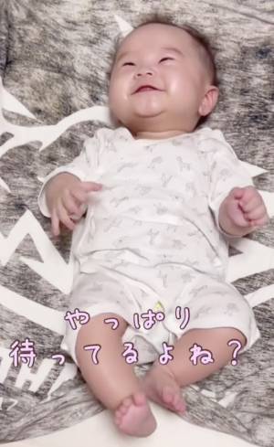 驚異の104万回再生！パパと赤ちゃんのふれあいタイム♡⇒あんなに楽しみにしていたのに…なんで！？