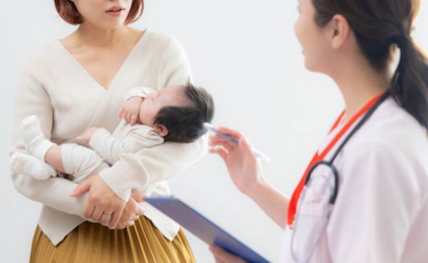 「育児書で勉強したのに…」助産師さんの指摘に落ち込む…新米ママが陥った育児の落とし穴とは！？