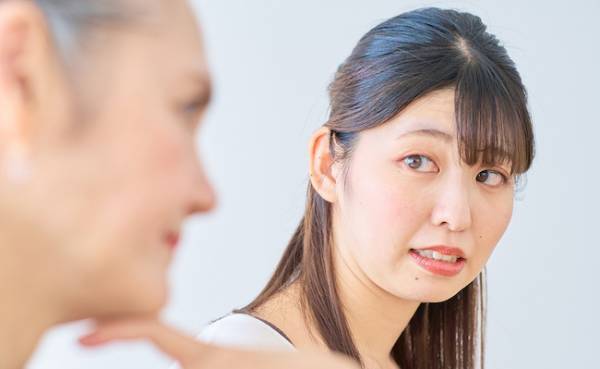 「同居はラクでいいわね〜」いやいや、嫁はラクじゃないです！義母のモヤモヤ発言は出産直後にも！？