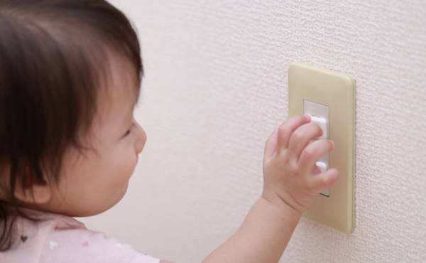 実は危険だらけ！？赤ちゃんの命に関わることも…部屋作りのNG例、今すぐ見直したいポイントとは？