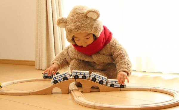 冬にやりがちなNGお世話！「窒息の危険も…！？」室内で注意！赤ちゃんの寒さ対策、正しい方法とは？