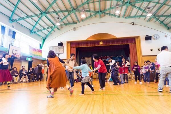 （参加型ステージ＿親の会クリスマスイベント／東京Photo by木村雅章）