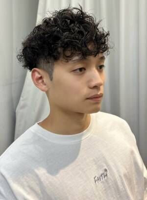 パーマヘアでセットを楽に簡単にイケメンヘアー