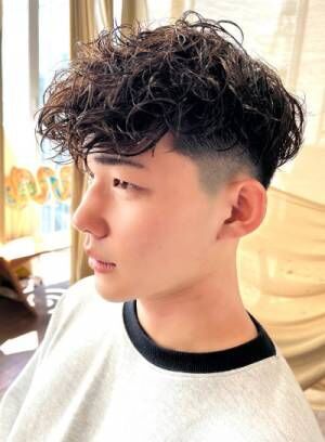 パーマヘアでセットを楽に簡単にイケメンヘアー