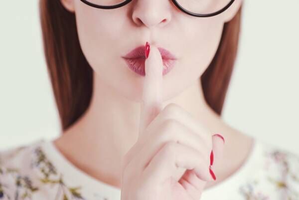 バレてしまって最悪 男性の前でついて後悔した 女の嘘 4選 19年1月17日 ウーマンエキサイト 1 3