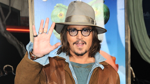 ジョニー・デップ、『ランゴ』のL.A.プレミアに出席。記者会見ではサプライズも