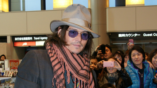 独特ファッションは相変わらず！　ジョニー・デップ“成田コレクション”に400人