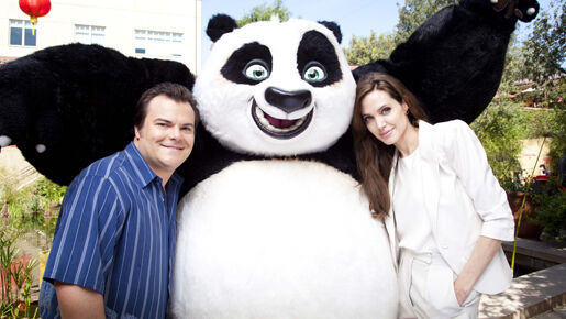 アンジーが カンフー パンダ2 会見で涙 日本を思う姿勢に山口達也も感激 11年4月16日 ウーマンエキサイト 1 4