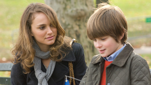 ナタリー・ポートマンが問いかける「女性の幸せって？」アンケート結果発表