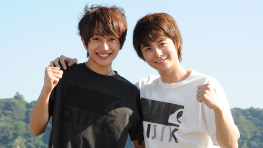 小池徹平＆西島隆弘がビーチで夏恋　W主演ドラマで臼田あさ美、木南晴夏にキュン！