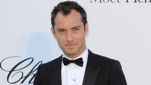 ジュード・ロウ、イギリスの警察はメディアに情報をリークする、と不信感を表明